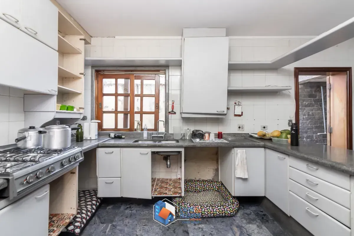 Imagem Sobrado para venda em Jardim Franca com 4 quartos, sendo 4 suítes, 450m²