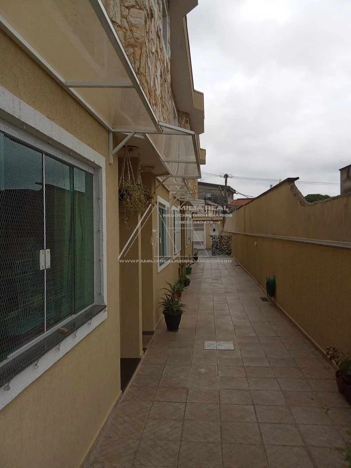 Imagem Sobrado em Condomínio Residencial, à Venda, na Cidade Lider, com 02 Dormitórios, sendo 02 Suítes, com 01 Vaga de Garagem