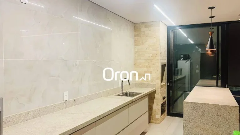 Imagem Sobrado à venda, 213 m² por R$ 1.580.000,00 - Jardins Bolonha - Senador Canedo/GO