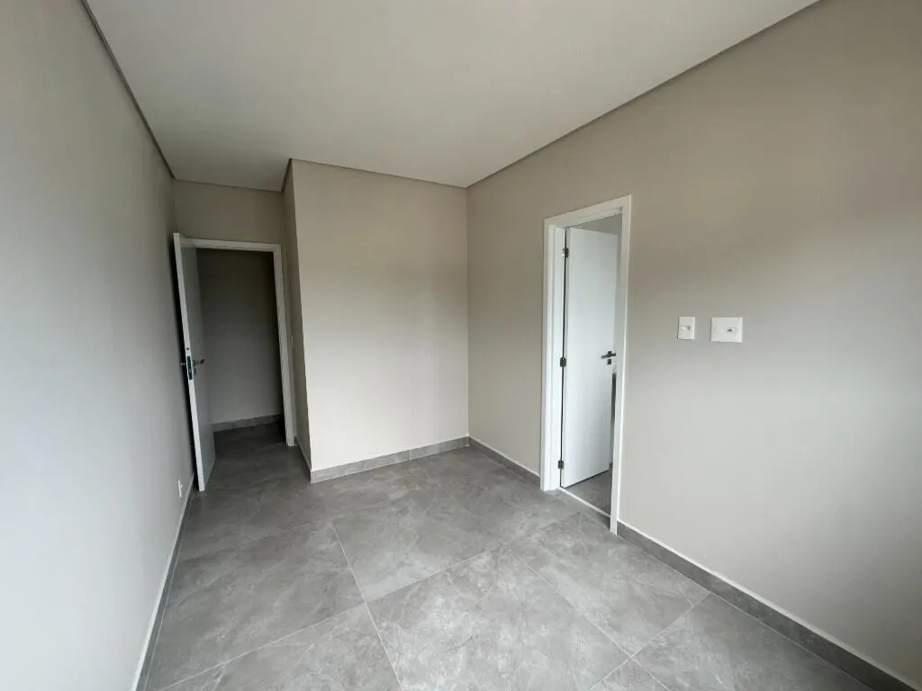 Imagem APARTAMENTO COM 131,61 m² - CANTO DO FORTE - PRAIA GRANDE SP