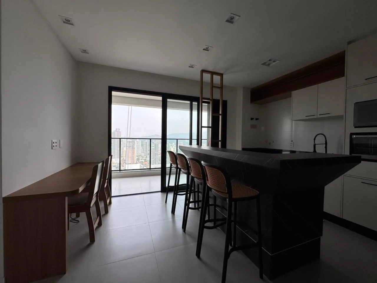 Imagem Apartamento à venda com 76.79m2 por R$ 1.500.000,00