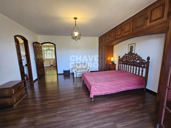 Imagem Viva o Luxo com Vistas Deslumbrantes: Propriedade Única de 733m² em Teresópolis