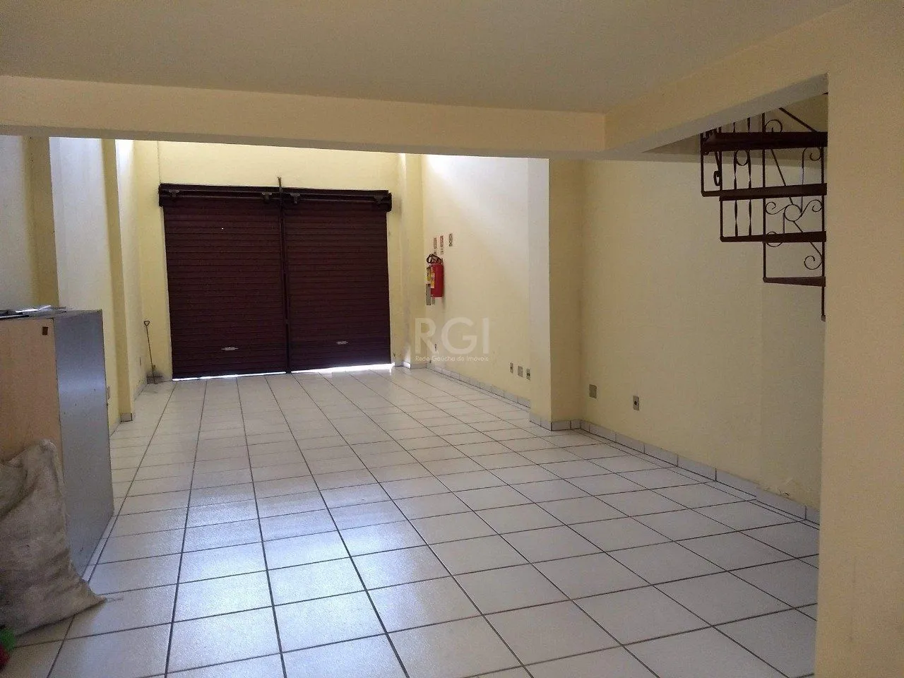 Imagem Loja para Venda - 82.89m², 0 dormitórios, Partenon, Porto Alegre