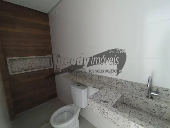 Imagem Casa para venda em Santos 2 dormitórios.