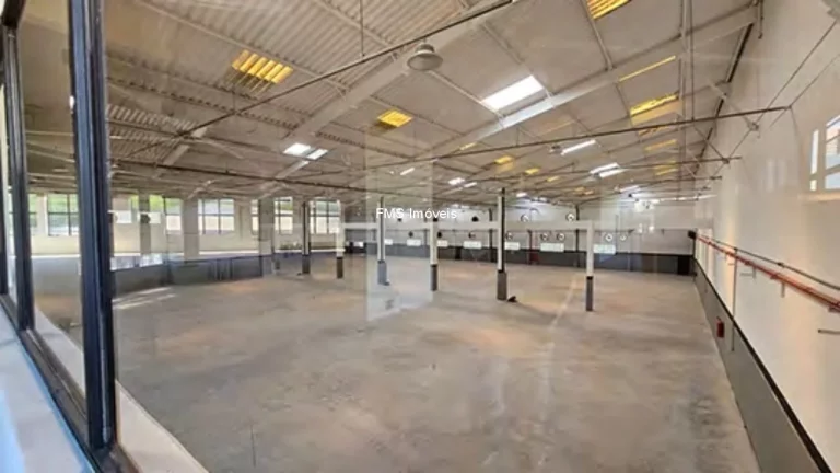 Imagem Galpão com 3.647m² para venda na Barra Funda.