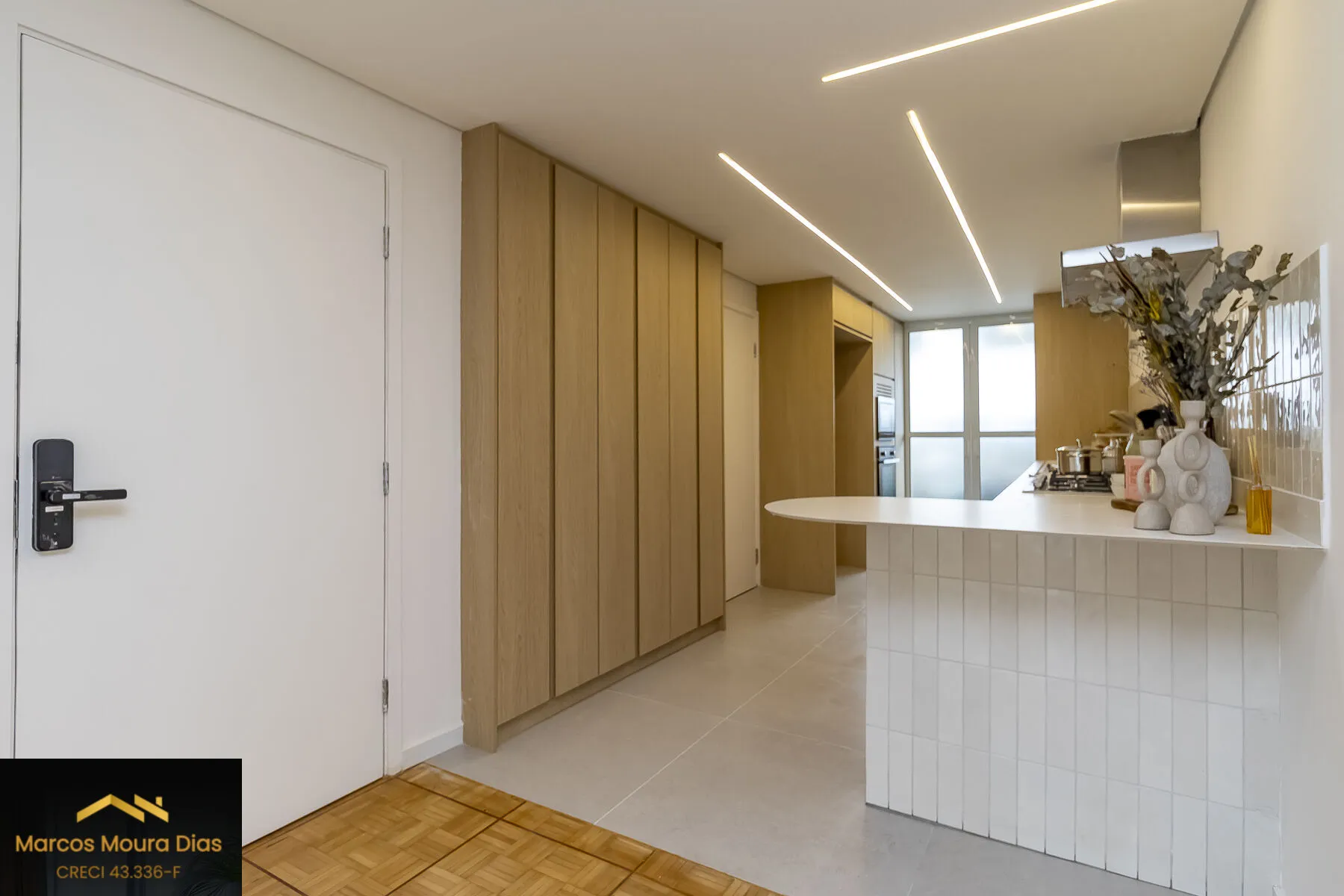 Imagem Apartamento Reformadíssimo 3 Suites, 141 m2, no Jardins