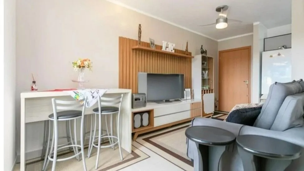Imagem Apartamento com 2 quartos na Protásio Alves