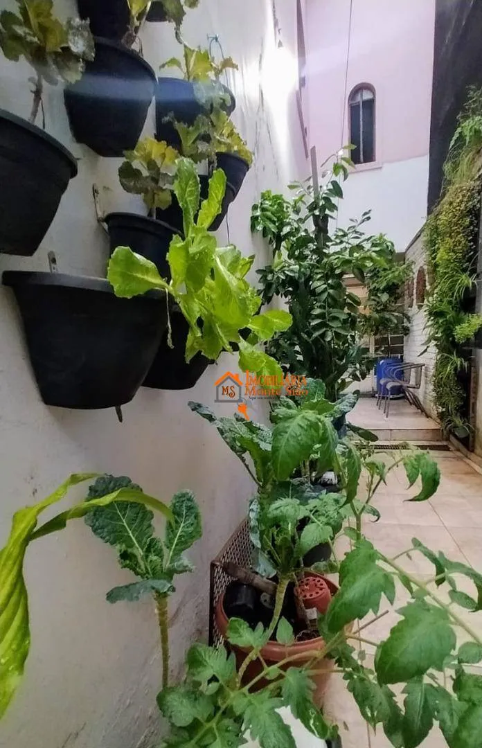 Imagem Sobrado com 3 dormitórios à venda, 247 m² por R$ 650.000,00 - Picanço - Guarulhos/SP