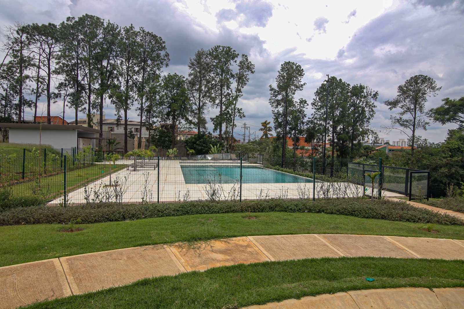 Foto do imóvel: Terreno em Condomínio à Venda, 360 m² em Jardim Villa Sapezal