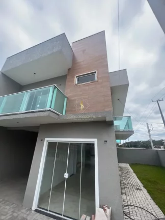 Imagem Sobrado para Venda em Guaratuba(Balneário Brejatuba), 800m do mar