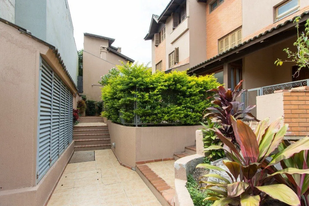 Imagem Casa Condominio para Venda - 292.49m², 4 dormitórios, sendo 2 suites, 3 vagas - Vila Assunção