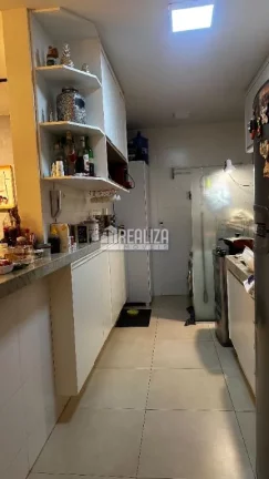 Imagem Apartamento de 3 Dormitórios com Varanda Gourmet no Condomínio Edifício Santa Mônica, no bairro São Sebastião, em Uberaba