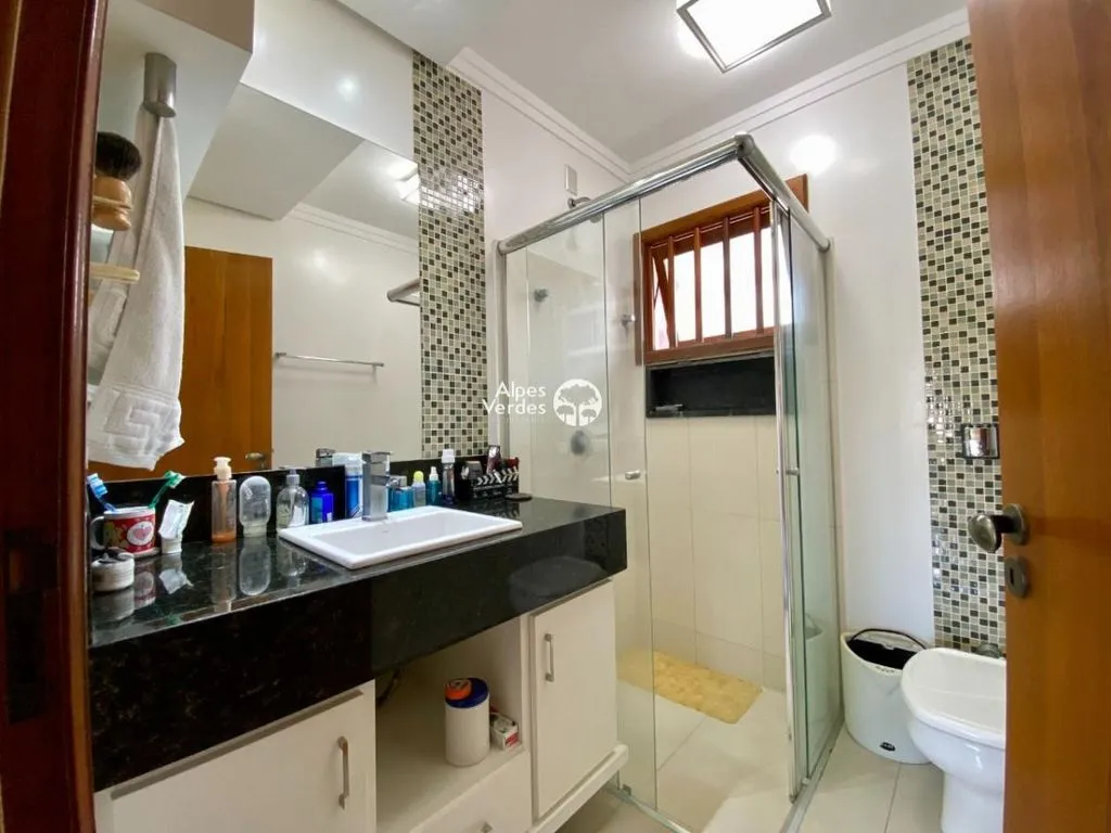 Imagem Vende-se casa totalmente mobiliada em Três Coroas-3 Quartos- R$3.200.000,00