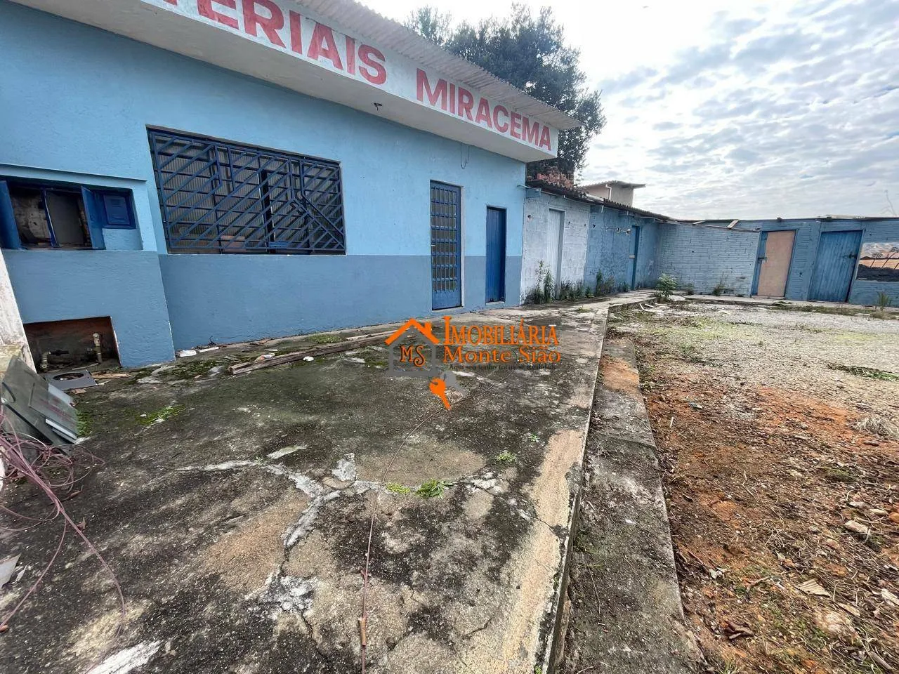 Imagem Terreno à venda, 125 m² por R$ 225.000,00 - Vila Itapoan - Guarulhos/SP