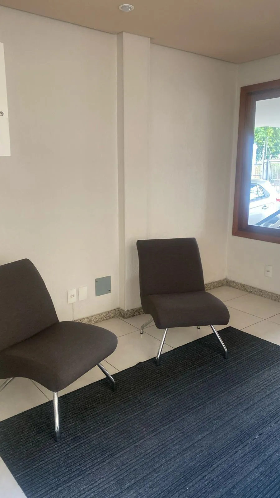 Imagem Apartamento Guardem com 2 dormitórios no bairro Jardim Botânico.
