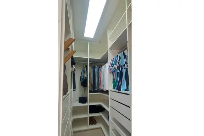 Imagem Casa em Condomínio para venda no bairro Agronomia em Porto Alegre