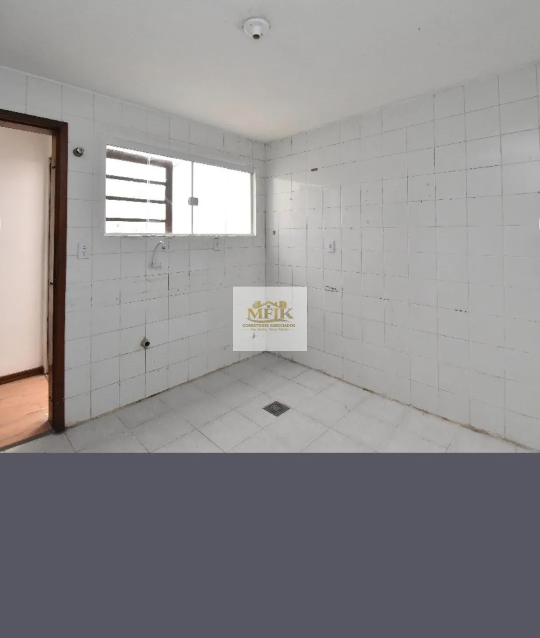 Imagem Imperdível casa à venda em Curitiba-PR, no Boa Vista: 3 quartos, 1 sala, 3 banheiros, 59,40 m²!