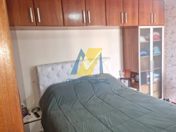 Imagem Apartamento Espaçoso à Venda no Edifício Ana Carolina - Santo André