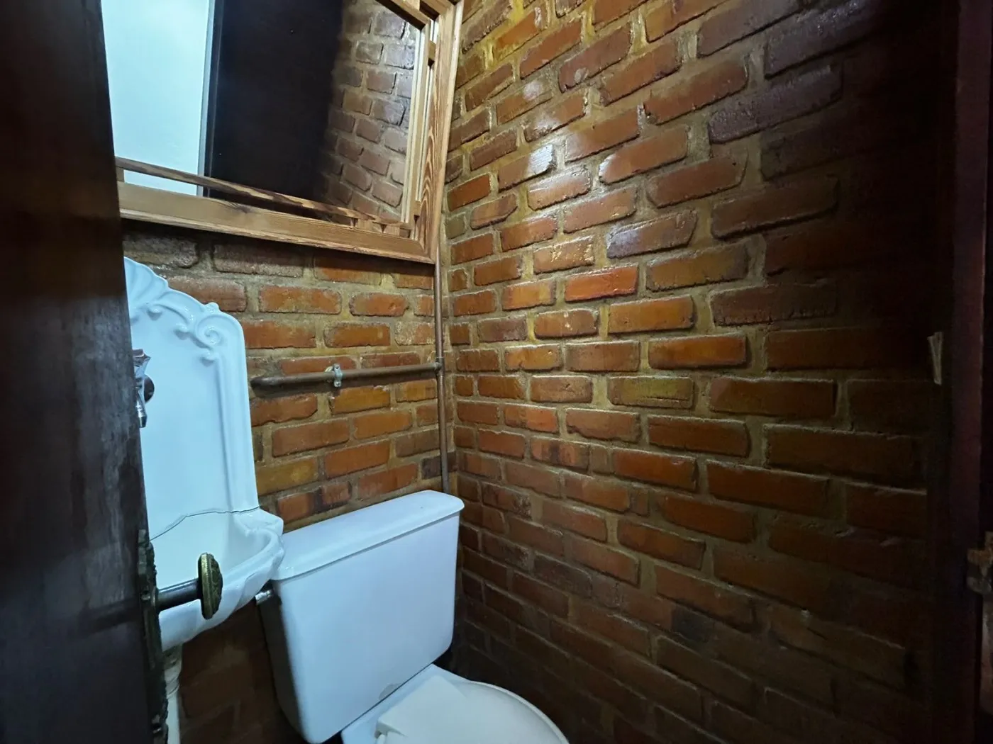 Imagem Casa para Venda em Petrópolis / RJ no bairro Samambaia