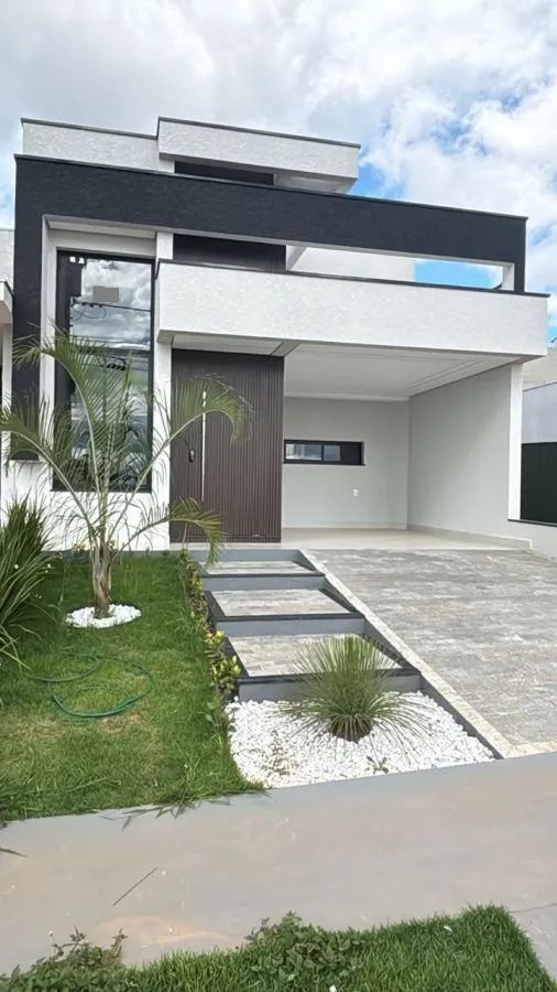 Casa nova em condomínio fechado em Sorocaba. em Avenida José Santos Almeida