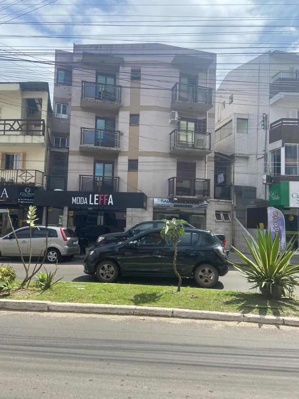 Imagem Apartamento com 2 dormitórios e garagem em Torres