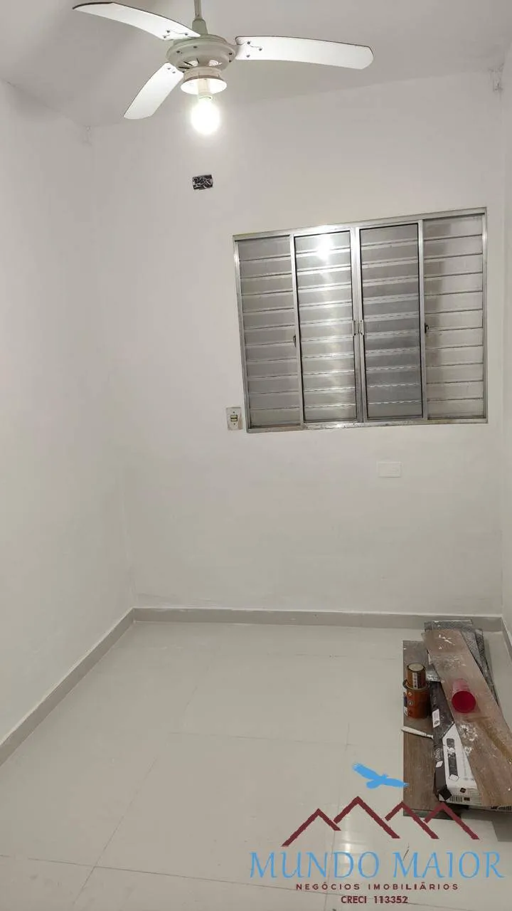 Imagem Assobradada Confortável 230m² em Bairro Simples e Prático!