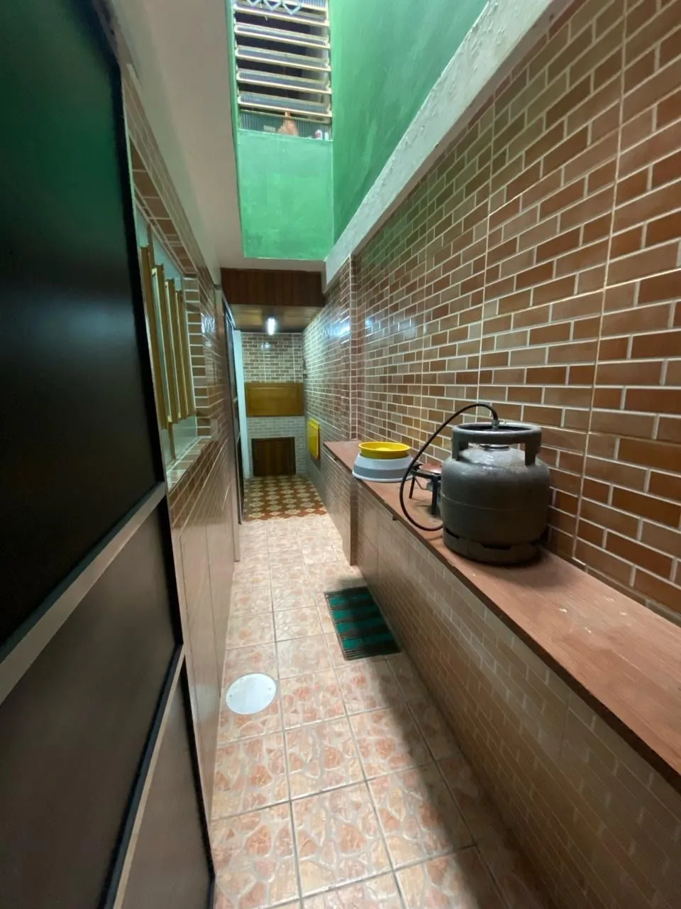Imagem Ótima casa de dois pavimentos localizada no Bairro Restinga