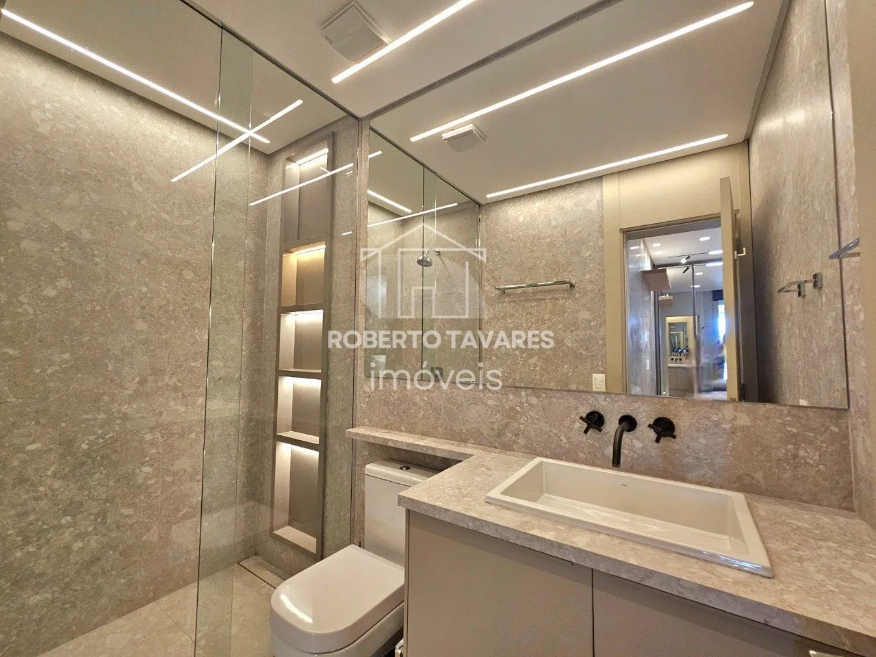 Imagem Cobertura de 4 quartos, 420m² no bairro Vila Nova Conceição, em São Paulo