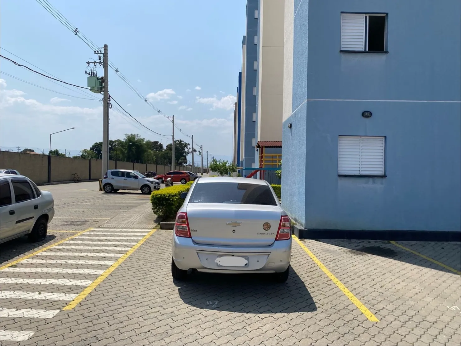 Imagem Apartamento à venda 2 dormitórios com sacada e vista privilegiada para a Serra, Feital, Pindamonhangaba, SP
