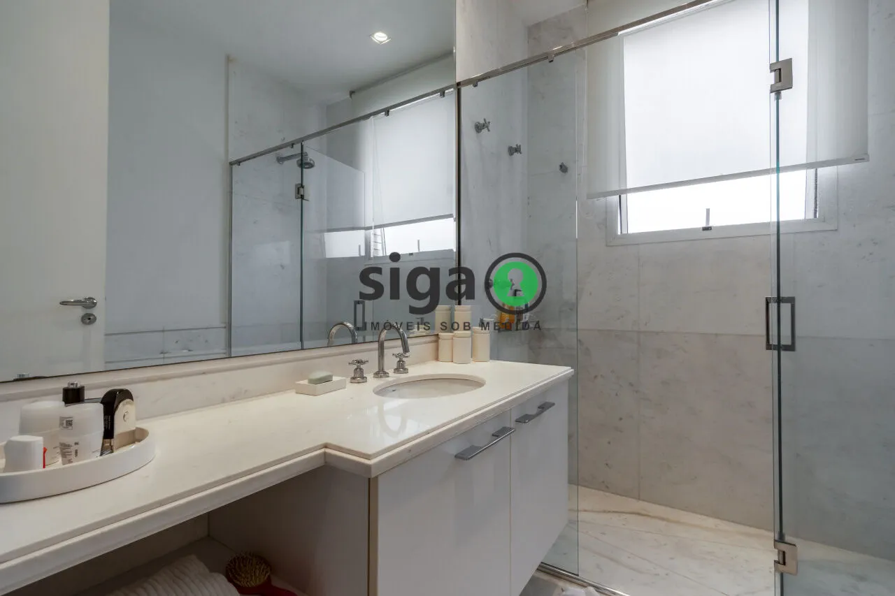 Imagem Apartamento com 4 Quartos à Venda no Itaim