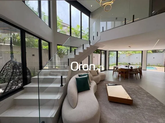 Imagem Sobrado mobiliado com 3 dormitórios à venda, 286 m² por R$ 3.990.000 - Jardins Madri - Goiânia/GO