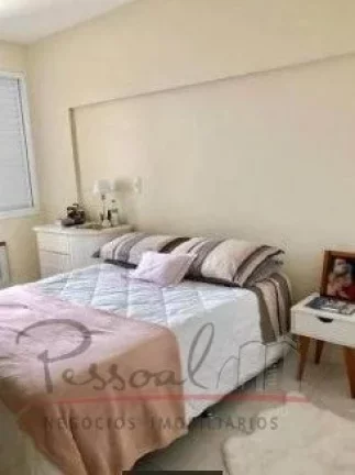 Imagem Apartamento com 3 dormitórios, sendo 1 suíte, banheiro, living com sala de estar e jantar, cozinha...
