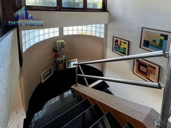 Imagem MANSÃO COM 5 SUÍTES EM LOTE DE 3.872m², CONDOMÍNIO NA GRANJA VIANA.