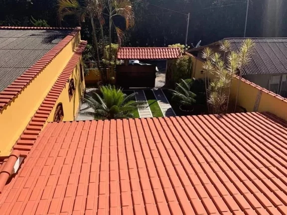 Imagem VENDO CASA DE 3 QUARTOS, LINEAR COM 1.382,00M2 DE TERRENO.