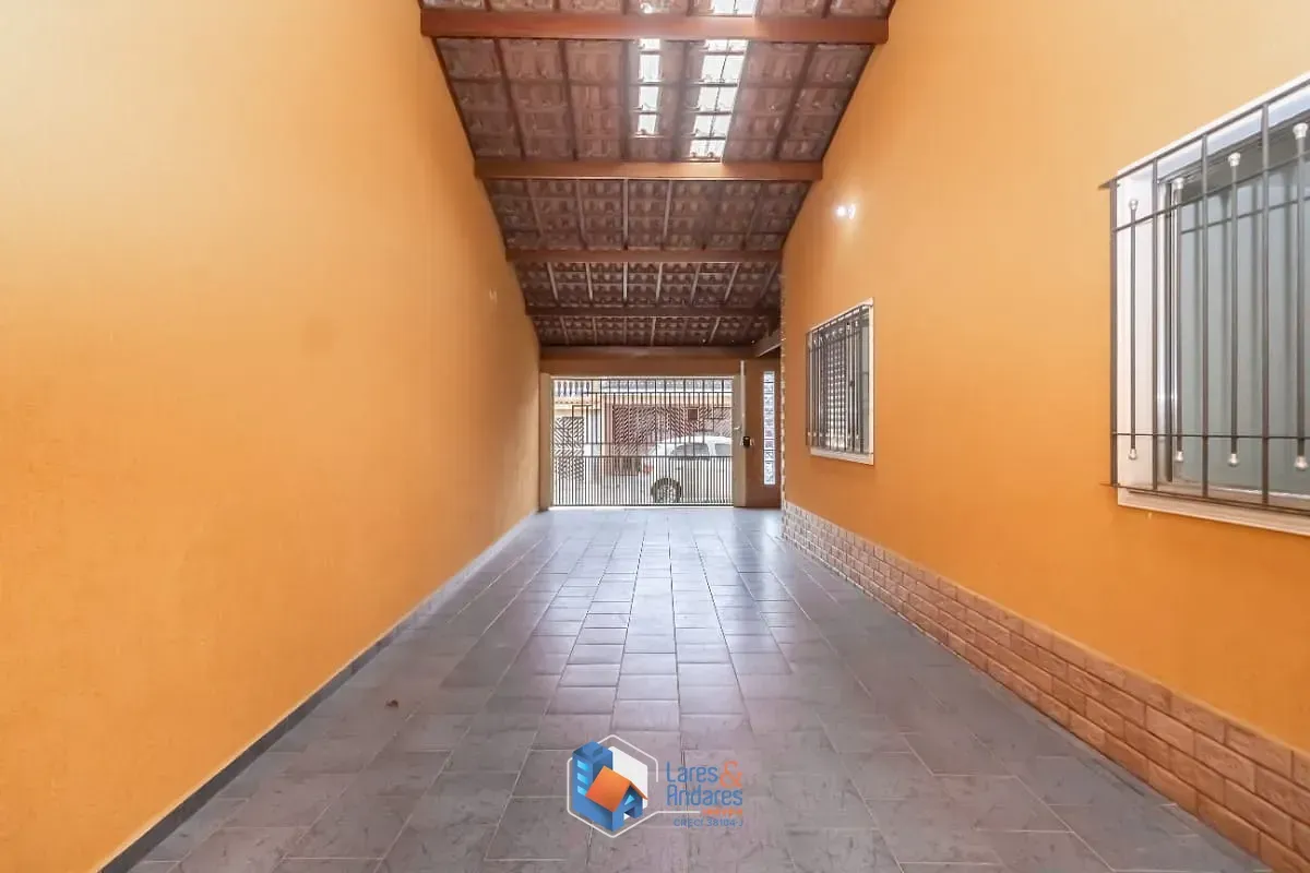 Imagem Casa para venda em Jardim das Rosas (Zona Norte) com 2 quartos, sendo 1 suíte, 240m²