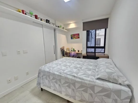 Imagem Apartamento de Luxo na Pituba: 3 suítes, 113m², finamente decorado, com closet e ar-condicionado. Imperdível!