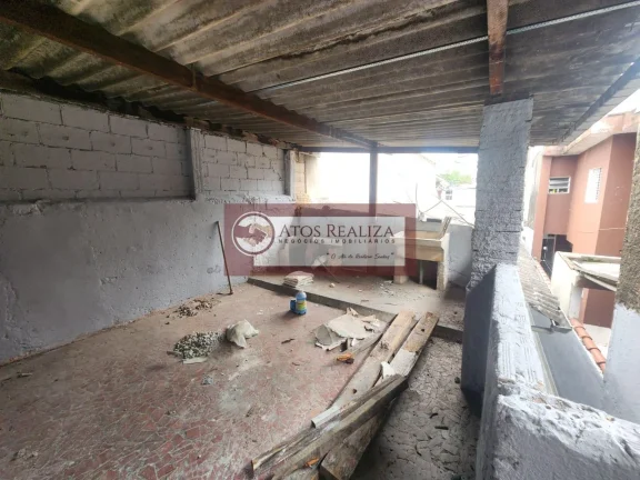 Imagem Casa à Venda no Jardim das Imbuias, SP, 125m², 2 Quartos, 2 vagas de garagens, corredor Lateral. R$: 318k OPORTUNIDADE!