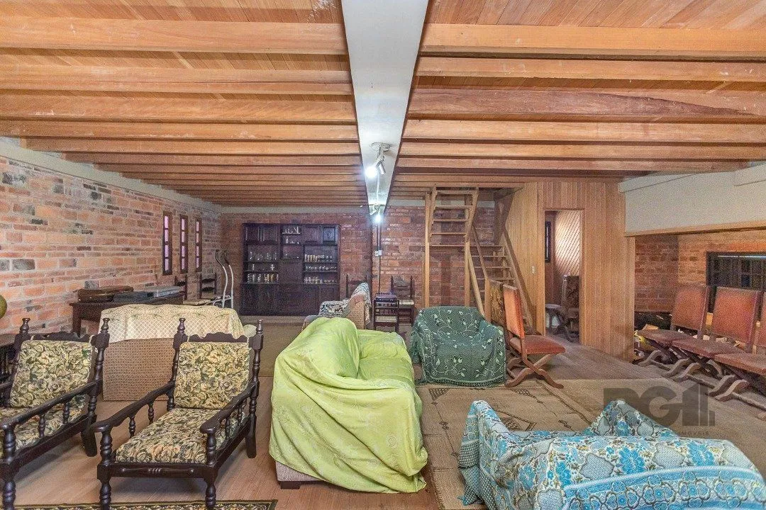 Imagem Casa 4 dormitórios, Altos da Vila Nova, Zona Sul, Porto Alegre.