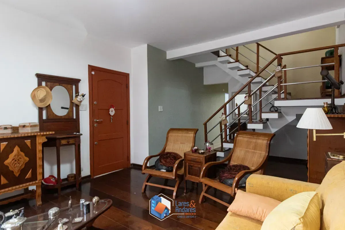 Imagem Sobrado para venda em Alto da Lapa com 3 quartos, sendo 1 suíte, 330m²