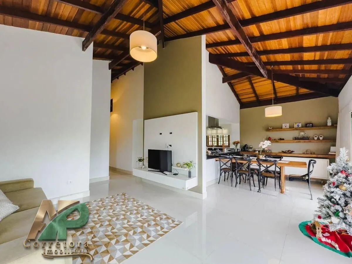 Imagem Chácara / Casa Térrea em Cotia | 1.500m² de Terreno | R$ 585 Mil