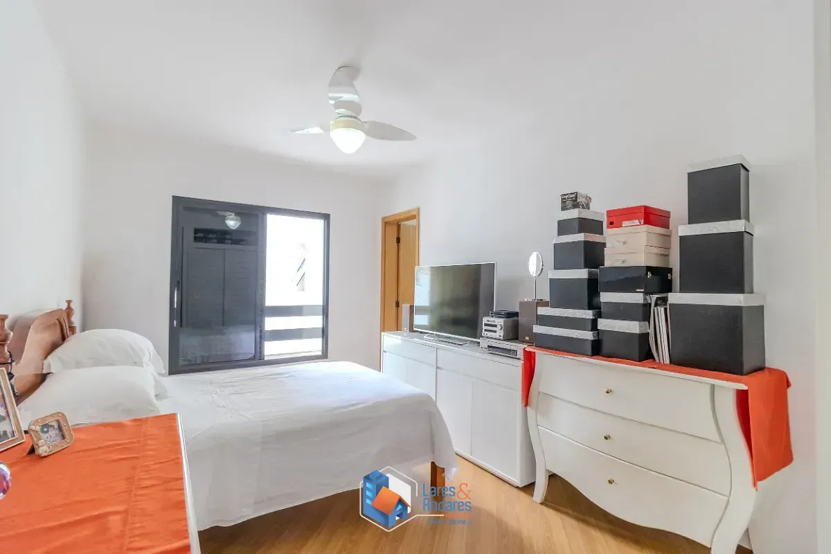 Imagem Apartamento para venda em Indianópolis com 4 quartos, sendo 2 suítes, 180m²