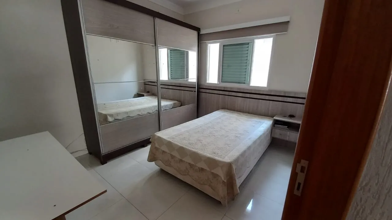 Foto do imóvel Casa à venda 3 Quartos, 2 Suites, 179M², Piracangaguá, Taubaté - SP | Condomínio Ouroville