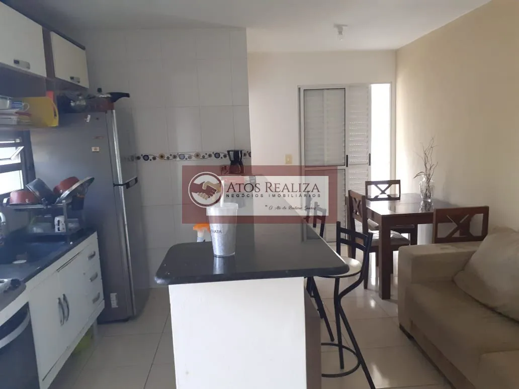 Imagem Conheça esse charmoso sobrado localizado no bairro Jardim Maria Rita, em São Paulo. Com uma área útil de 125M², essa propriedade conta com 3 dormitórios e 2 banheiros, perfeita para acomodar toda a sua família com conforto e privacidade. 

O sobrado ainda