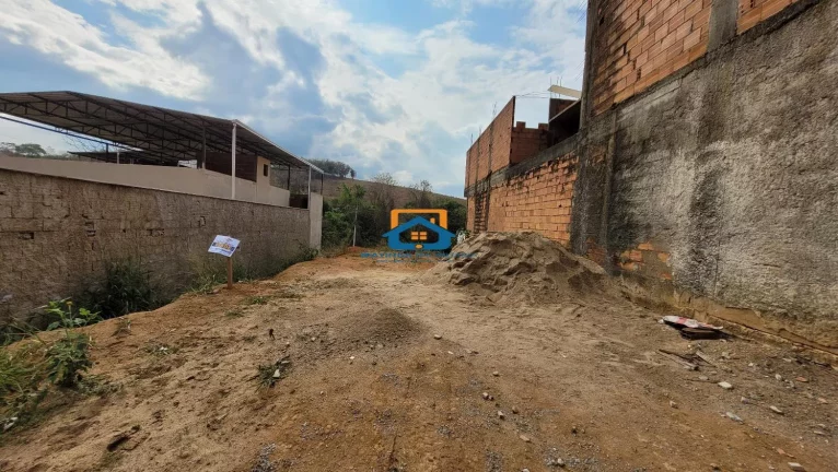 Imagem Lote no bairro Bom Pastor - Santana do Paraíso