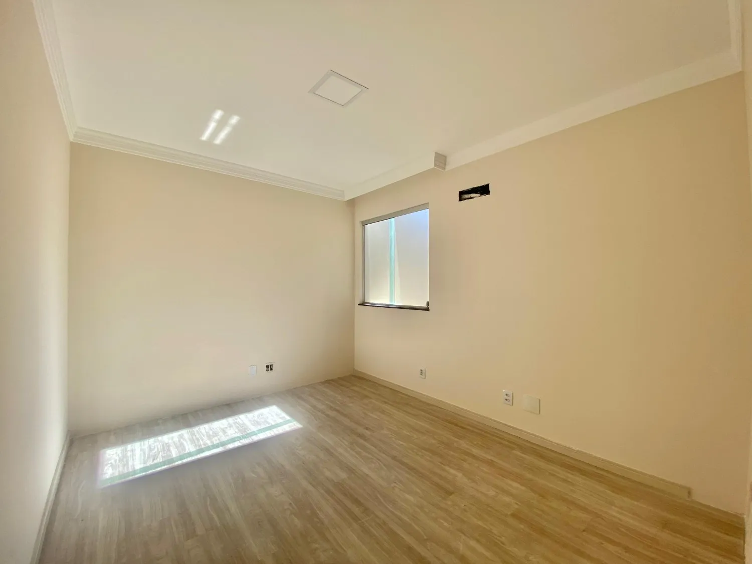 Imagem Casa com 3 quartos à venda em Vila Velha
