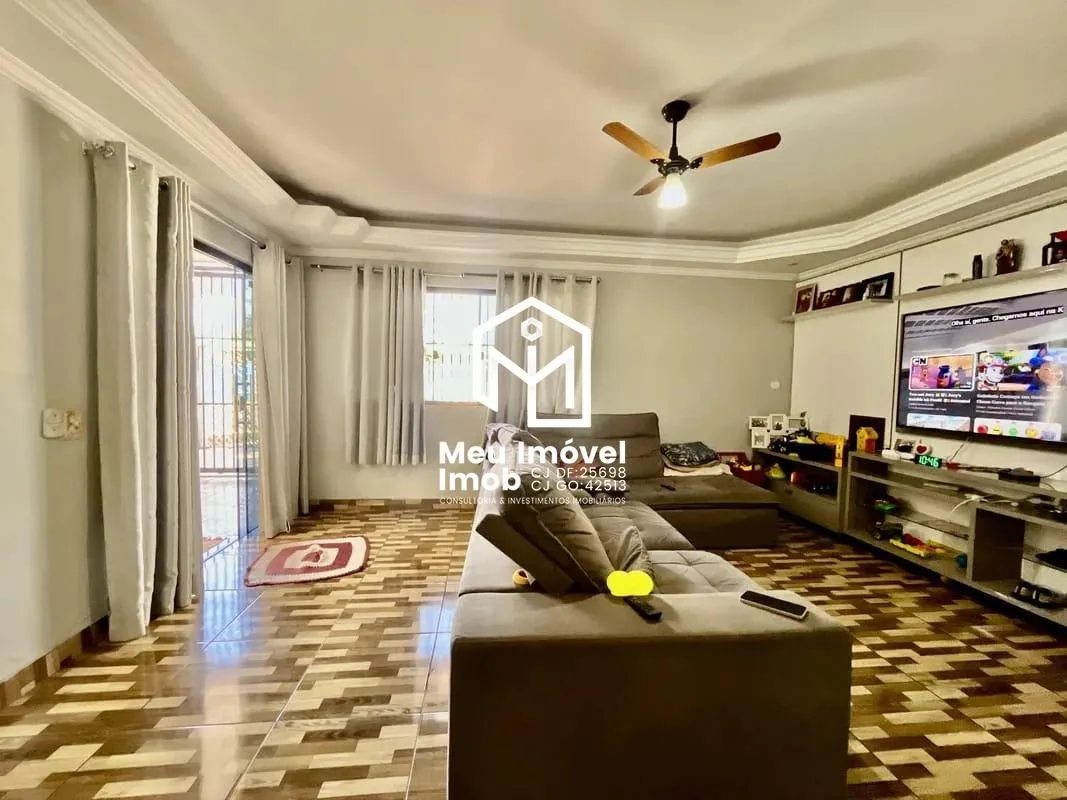 Imagem Casa 3 Quartos 2 Suítes 4 Vagas 360m² Taguatinga Norte/DF