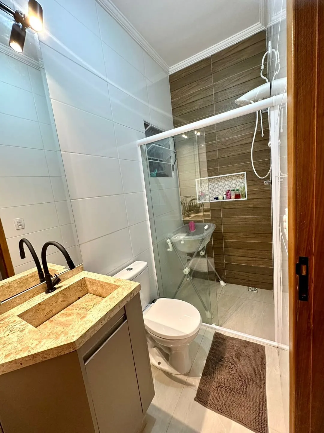 Imagem Casa à venda 2 Quartos, 1 Suite, 1 Vaga, 76M², Parque das Palmeiras, Pindamonhangaba - SP
