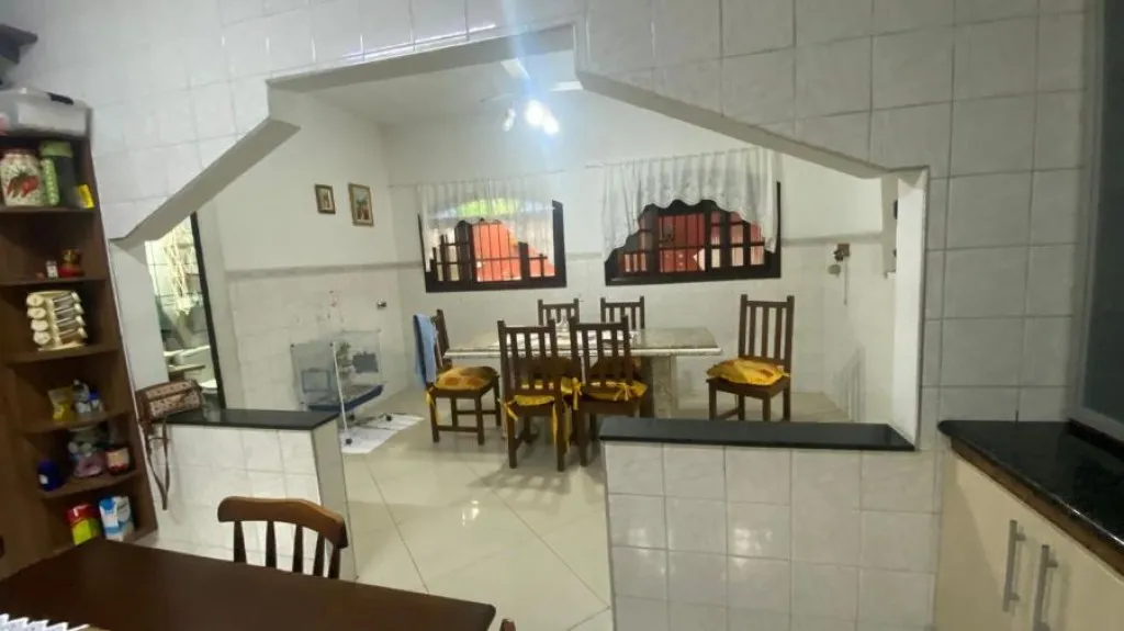 Imagem CASA COM 100,00 m² - OCIAN - PRAIA GRANDE SP
