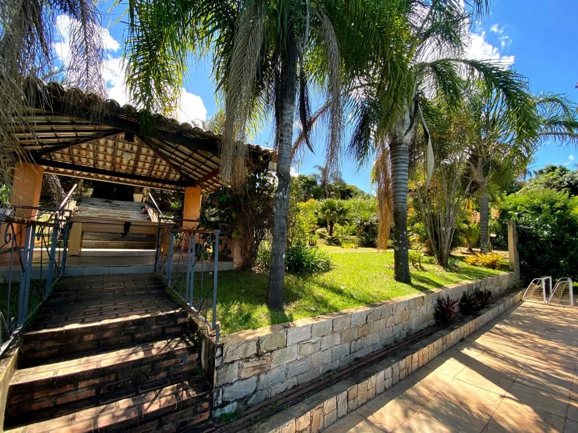 Sítio à Venda em Esmeraldas/MG , com 5.000 m² de área