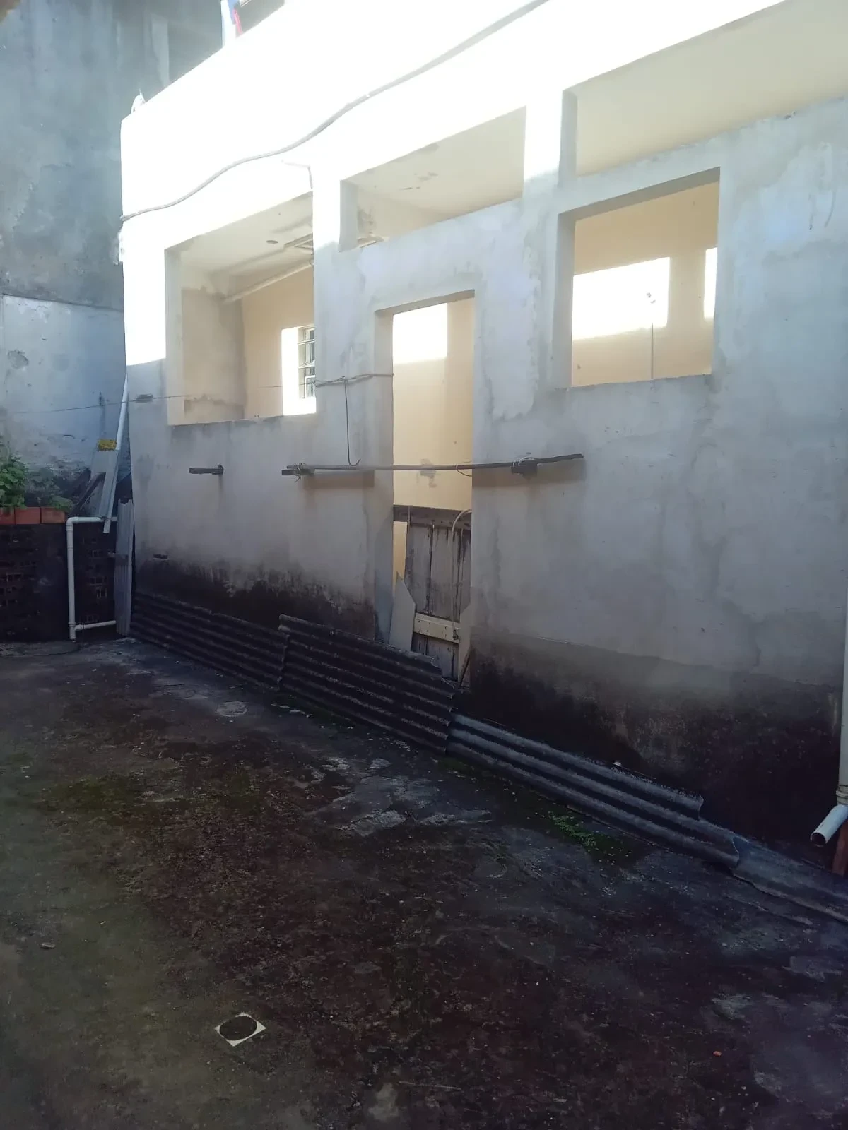 Imagem Casa com 3 Quartos à Venda, 270 m² em Periperi - Salvador